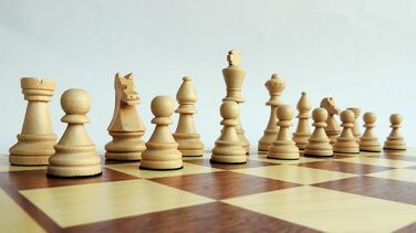 Преміум шаховий набір Großartig Tournament No.6, шахи Staunton 54 см, махагоні та клен, дерев'яна шахівниця, для турнірів і домашнього використання