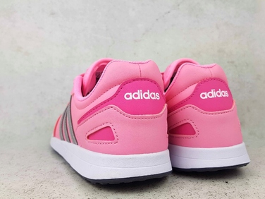 Жіночі спортивні кросівки Adidas GZ4932, розмір 38