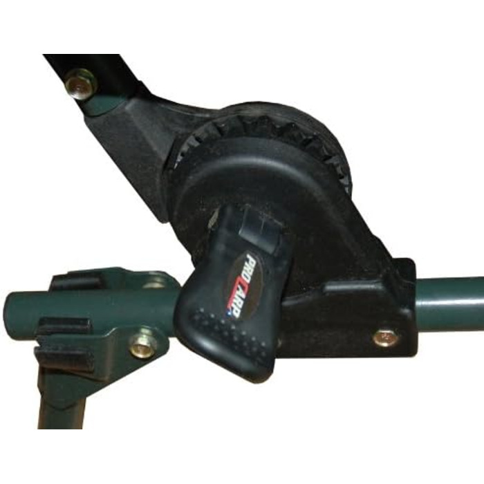 Крісло для карпфішингу Cormoran PRO CARP 7300 з підлокітниками - крісло для риболовлі преміум-класу