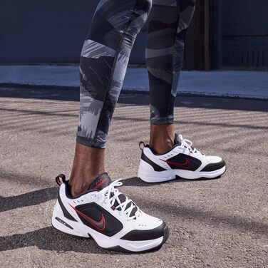 Чоловічі кросівки Nike Air Monarch IV білі/чорні, розмір 41 EU