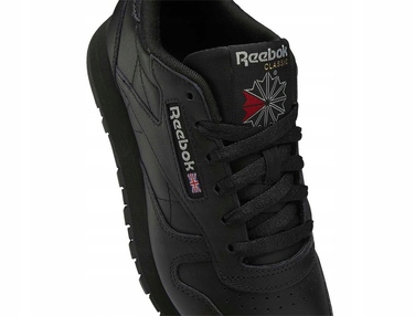 Жіночі спортивні кросівки Reebok Classic Leather, розмір 37.5