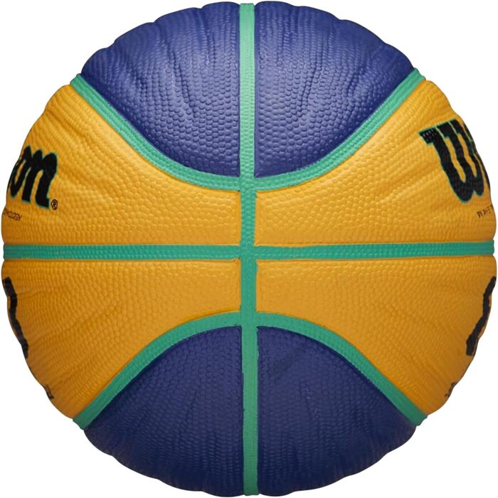 М'яч Wilson універсальний для чоловіків і жінок