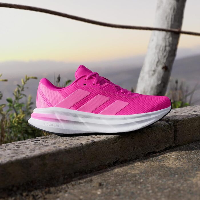 Кросівки жіночі adidas Galaxy 7 Shock Pink 41.5 EU – для бігу та активного відпочинку