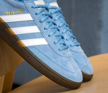 Кросівки Adidas Handball Spezial BD7632, розмір 40
