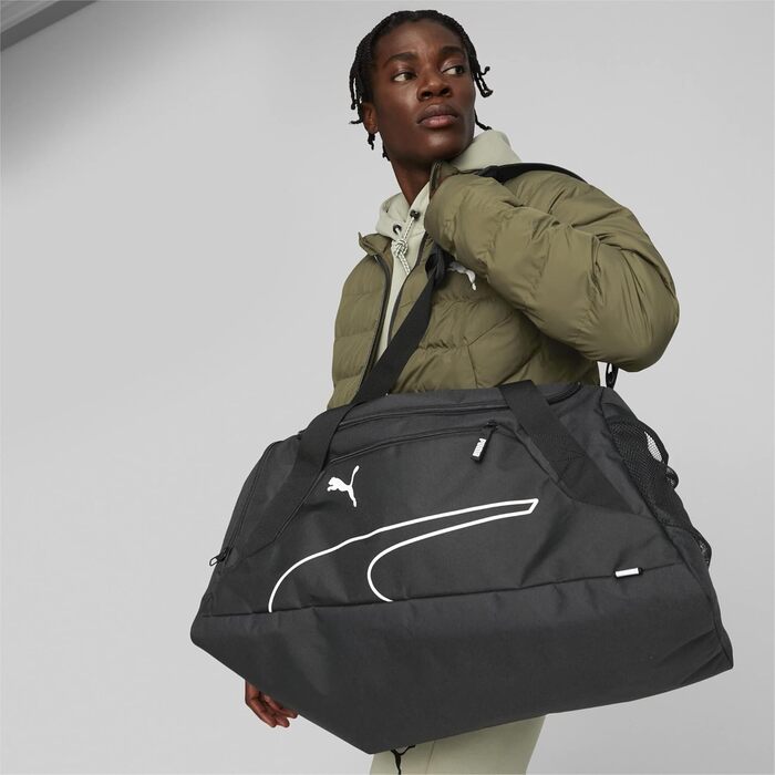 Сумка спортивна PUMA Fundamentals XS, компактна, чорна