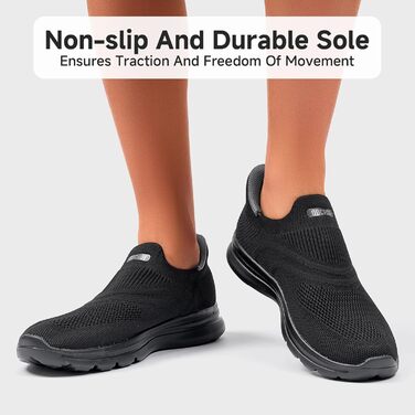 Чоловічі кросівки Slip-On без шнурівків для спорту та повсякденного носіння. Легкі, дихаючі, чорні (45 EU)