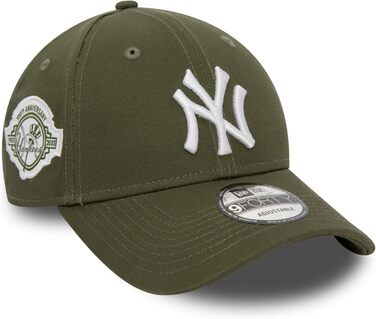 Кепка бейсболка New Era 9Forty Strapback Cap New York Yankees з боковою нашивкою