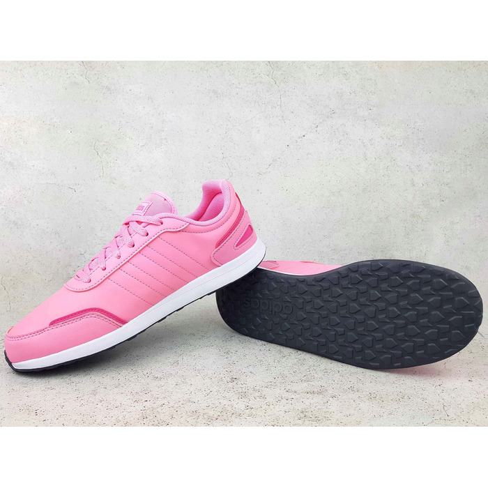 Жіночі спортивні кросівки Adidas GZ4932, розмір 38