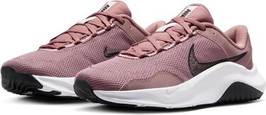 Жіночі кросівки Nike Legend Essential 3 NN для тренувань (39 EU, Smokey Mauve Black White Platinum Violet)