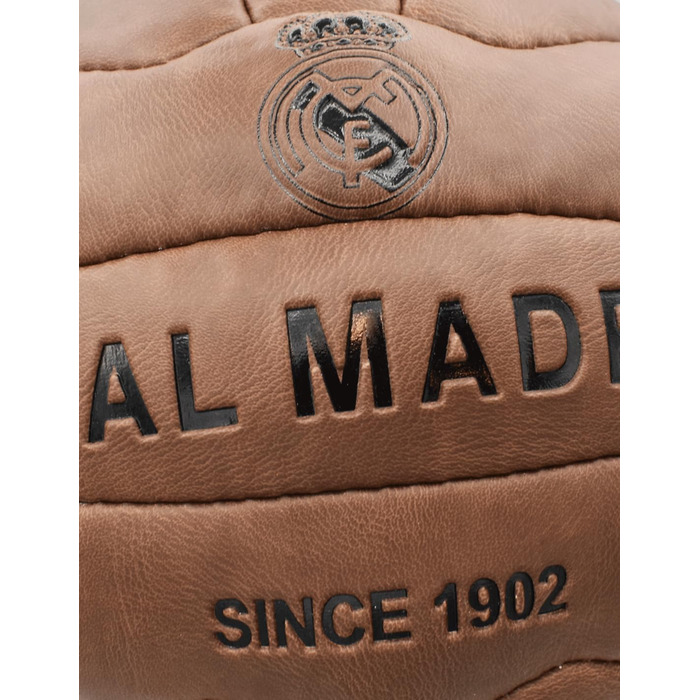 Великий історичний футбольний м'яч Real Madrid, сувенір