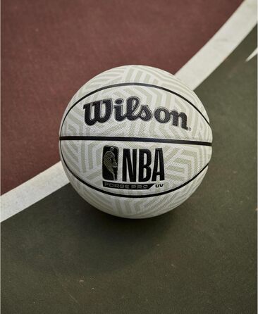 М'яч для баскетболу Wilson NBA Forge Pro Indoor/Outdoor, розмір 6 та 7, зелений