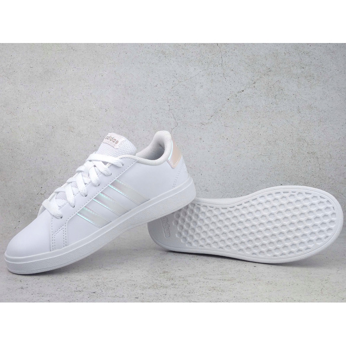 Жіночі спортивні кросівки Adidas GY2326, розмір 37 1/3