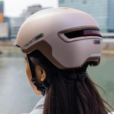 Велошолом ABUS Urban HUD-Y з магнітним LED-ліхтарем, магнітною застібкою, для міста, для жінок і чоловіків, розмір L (57-61 см), бежевий (шампань-золото)