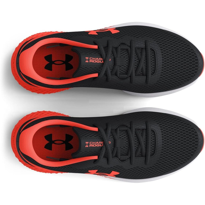 Кросівки для бігу Under Armour Run Boys' Charged Rogue 3, чорні, 38 EU