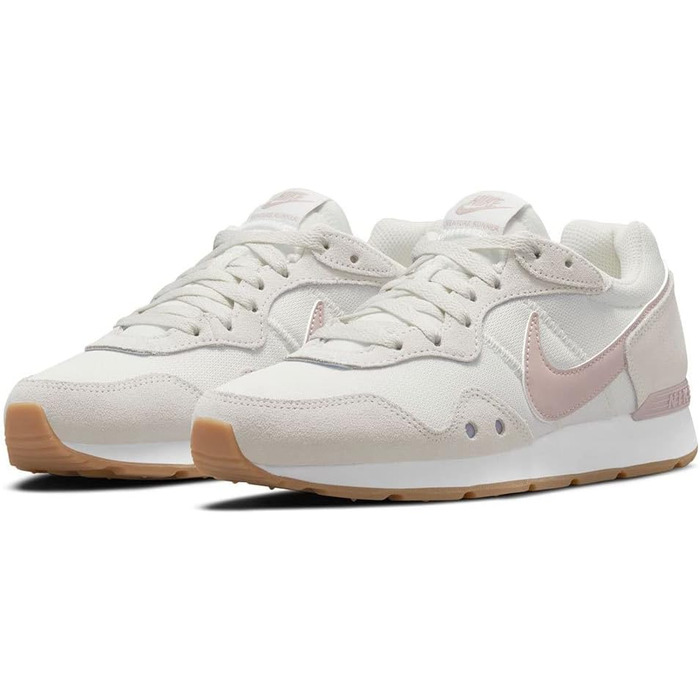 Кросівки Nike Venture Runner для чоловіків (40.5 EU, білий, рожевий, бежевий)