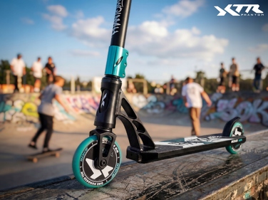 Трюковий самокат SOKE XTR, чорний-бірюзовий