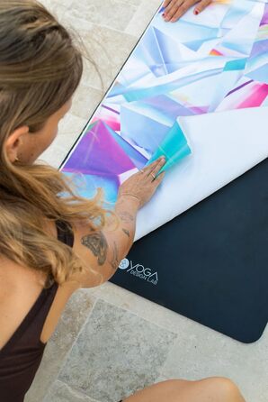 Рушник для йоги Hot Yoga від Yoga Design Lab | Нековзкий, легкий, з переробленої мікрофібри, швидковисихаючий, для гарячої йоги, спорту, подорожей (Celestial) (Crystal)