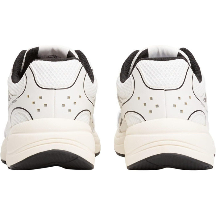 Футболка Tommy Jeans Archive '25 Em0em01594 чорного кольору, розмір 44 EU