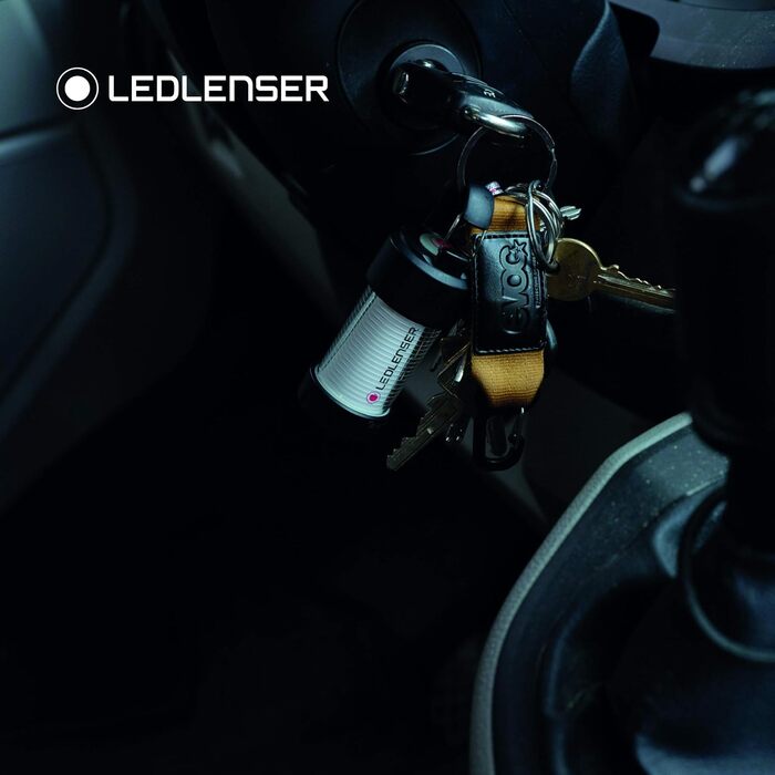 Ліхтар Ledlenser ML4, кемпінговий, акумуляторний, 300 люмен, 45 год, нейтральне світло, з магнітним кабелем USB