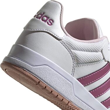 Жіночі баскетбольні кросівки Adidas Entrap, розмір 36 2/3 EU, чорний/сірий/рожевий