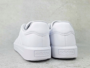 Жіночі білі кеди Adidas Court Platform GV9000