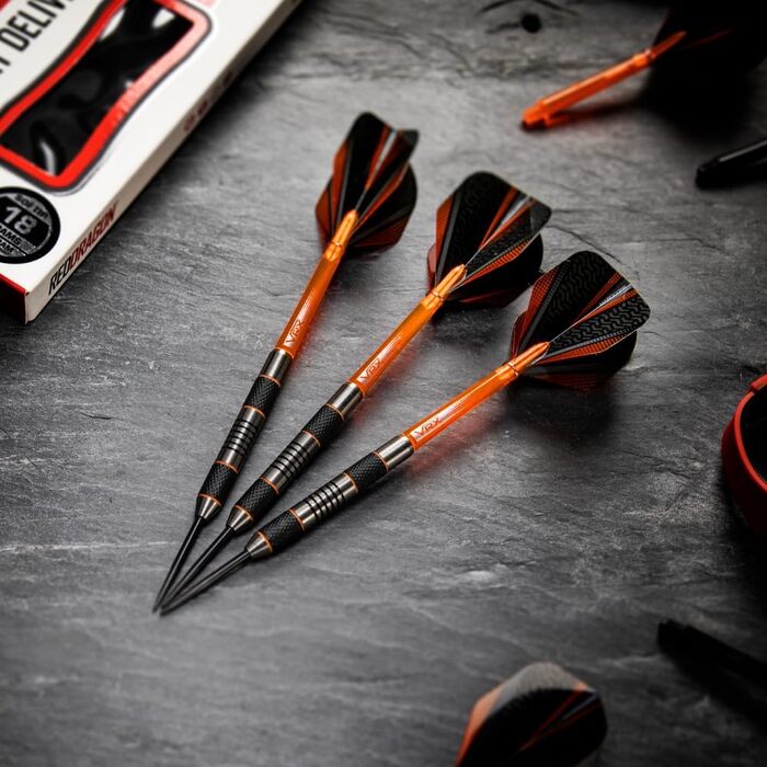 Вольфрамові дартси RED DRAGON Amberjack 5, 24 г, з оперенням і шафтами