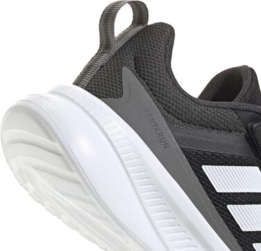 Дитячі кросівки adidas Fortarun 4.0 (35 EU) - чорний, білий, карбон
