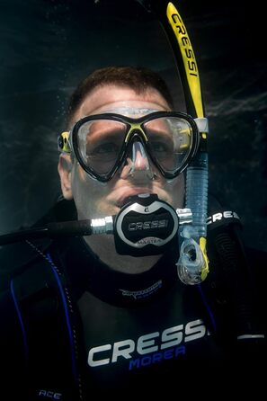 Набір для снорклінгу Cressi DS337050: маска та трубка для підводного плавання