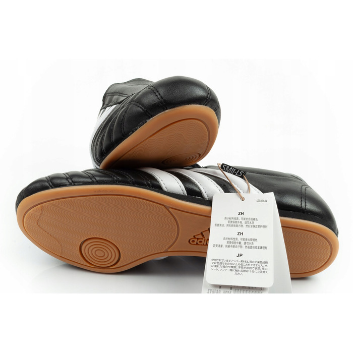 Кросівки Adidas Originals Taekwondo, чорні, JQ4775, р. 40 2/3