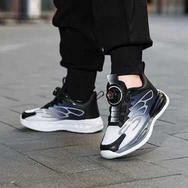 Дитячі спортивні кросівки для занять тенісом та бігом. Зручні сітчасті кросівки для хлопчиків. Сірий колір, розмір 32 EU