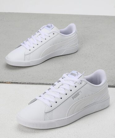 Жіночі шкіряні кросівки PUMA Vikky V3 Lthr, білі з сріблястими деталями, розмір 39 EU