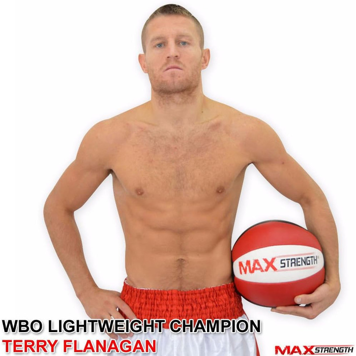 М'яч медичний MAXSTRENGTH з міцної шкіри Maya для фітнесу та гімнастики, 3-15 кг
