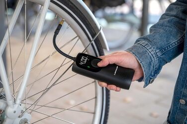 Електричний компресор Dunlop 150PSI, USB-C, велосипедний насос для всіх вентилів, насос для м'ячів, 10 Бар з манометром, пластиковий, чорний