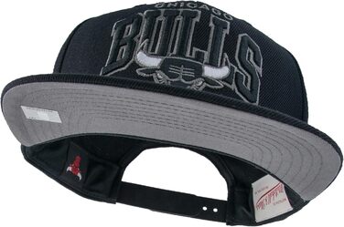 Кепка Mitchell & Ness NBA Chicago Bulls Snapback чорна