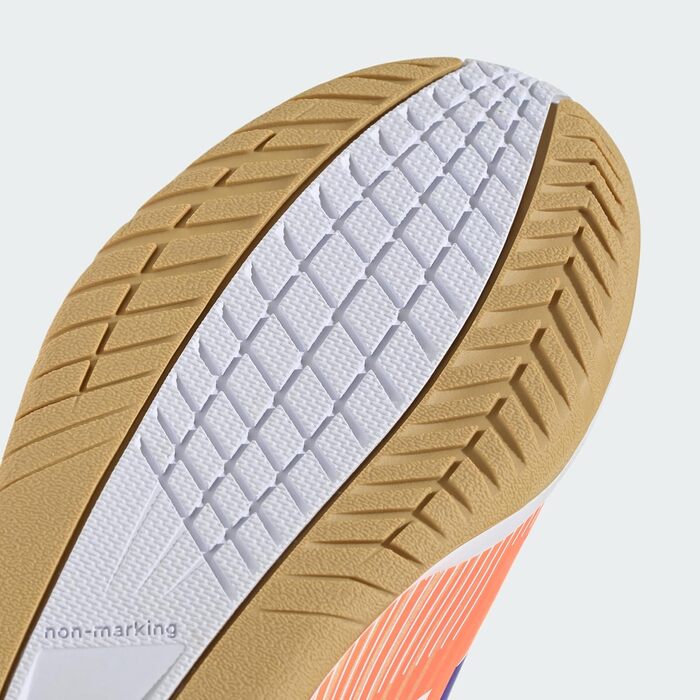 Дитячі футбольні бутси adidas F50 Club Indoor для залу, розмір 31 EU, кольори: Beam Orange, Lucid Blue, Cloud White