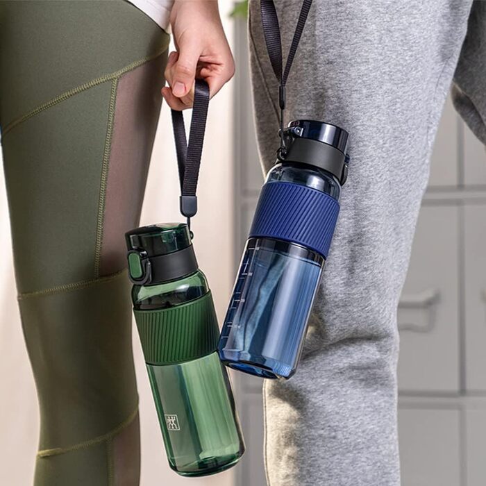 Фляга для води ZWILLING Tritan, 680 мл, темно-зелена, без BPA, для фітнесу, офісу та відпочинку