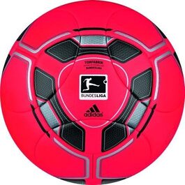Футбольний м’яч Adidas Matchball TORFABRIK Winterball DFL Bundesliga 2011/2012, розмір 5, турбо, офіційний матчевий м’яч