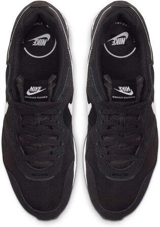 Кросівки Nike Venture Runner для чоловіків, 44 EU, чорно-білі