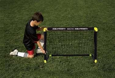 Дитячі розкладні футбольні ворота 90x60x60 см + м'яч та насос — INNOV8