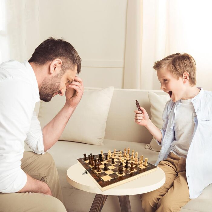 Шаховий набір дерев'яний 3 в 1 з шахами, шашками та настільною грою, преміум-якість, складаний, для дітей та дорослих, для гри вдома та в подорожах (29см)