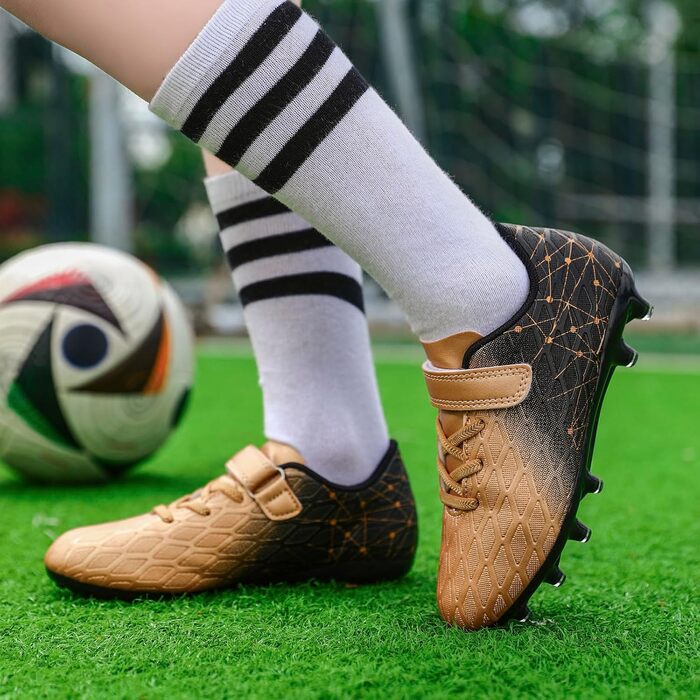 Дитячі футбольні бутси DimaiGlobal з шипами для хлопчиків та дівчаток, зала/штучний газон, кеди для міні-футболу, професійні тренувальні бутси (33 EU, Gold)
