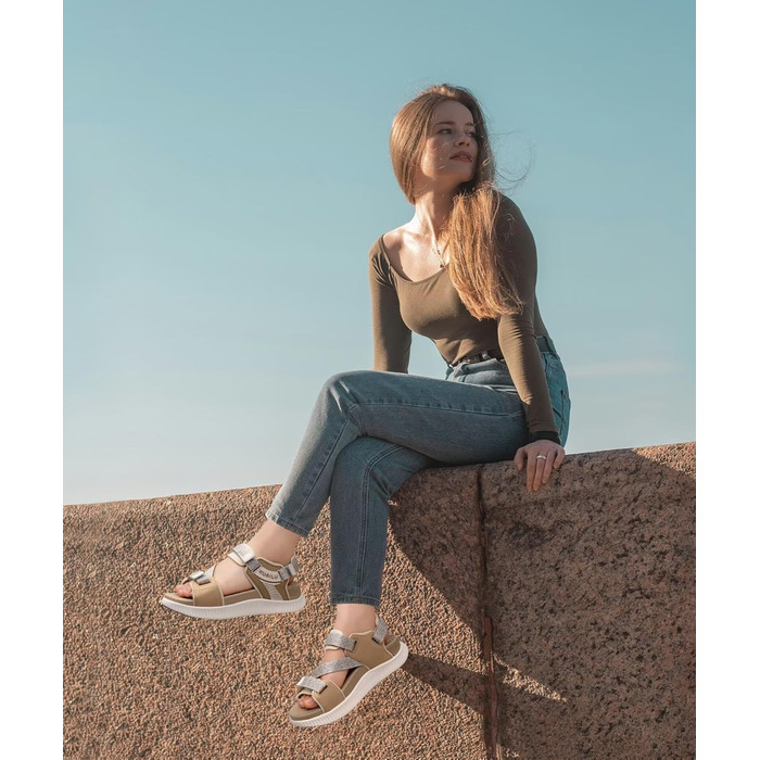 Зручні ортопедичні сандалії для трекінгу KuaiLu для жінок. Легкі сандалії для піших прогулянок та активного відпочинку. Розмір 36 EU, колір N Beige.