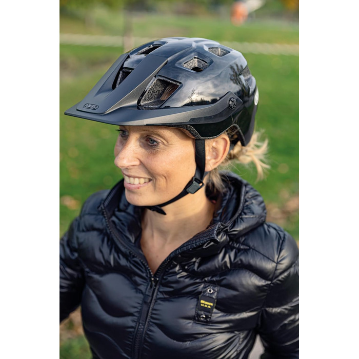 Велошолом ABUS MoTrip для MTB, міцний з регульованим козирком, універсальний розмір, унісекс