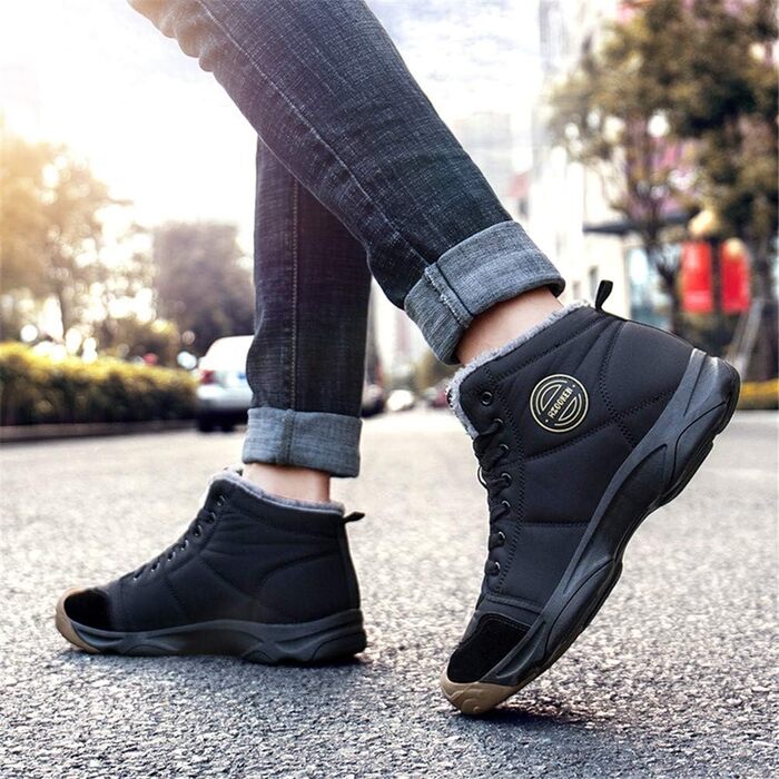 Зимові черевики Axcone для жінок та чоловіків: теплі, водонепроникні, для активного відпочинку та походів. Кольори: червоний, рожевий, коричневий, блакитний, чорний. Розміри 36-46 EU.