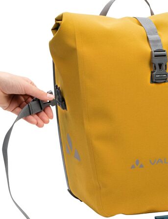 Велосипедні сумки VAUDE Aqua Back Deluxe 2x24л, водонепроникні, жовті, на задній багажник, Німеччина