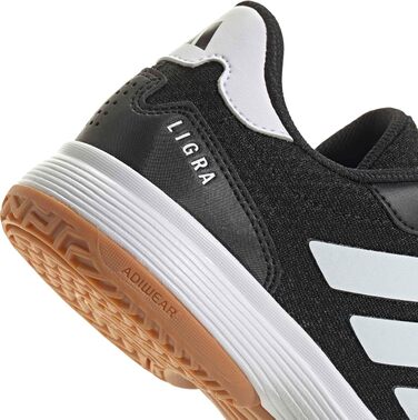 Дитячі кросівки для залу adidas Ligra 8 Indoor, Core Black/Cloud White, розмір 36 EU