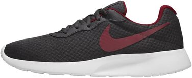 Кросівки Nike Tanjun для чоловіків (44 EU, сірий каштано-коричневий)