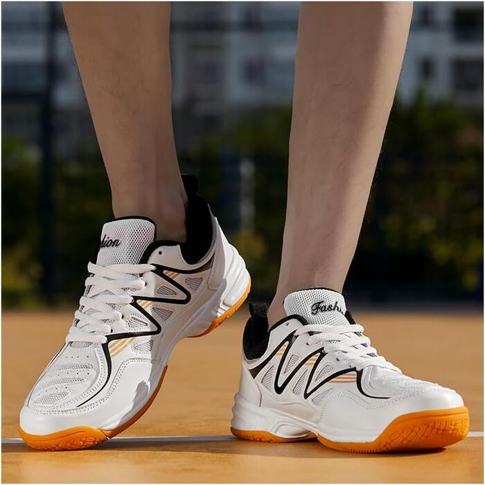 Волейбольні кросівки для чоловіків та жінок, кросівки для бадмінтону, білі залкові спортивні кросівки, юніорські волейбольні тренувальні кросівки, амортизація, неслизькі, білі, червоні (46 EU широкі, білі, чорні)