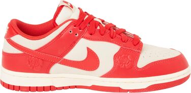Кросівки Nike Dunk Low для жінок, біло-чорно-білі (40 EU, Coconut Milk University Red Pale Ivory)