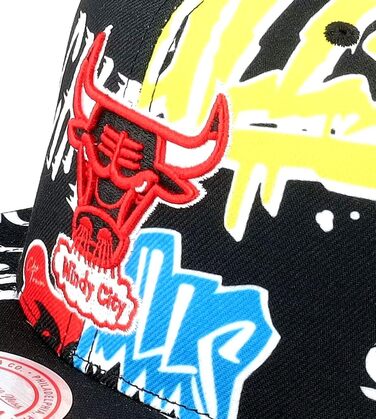 Кепка Mitchell & Ness Snapback Chicago Bulls з наліпками